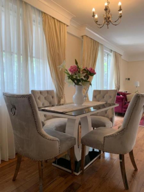 Lovely 3 bedroom apartment